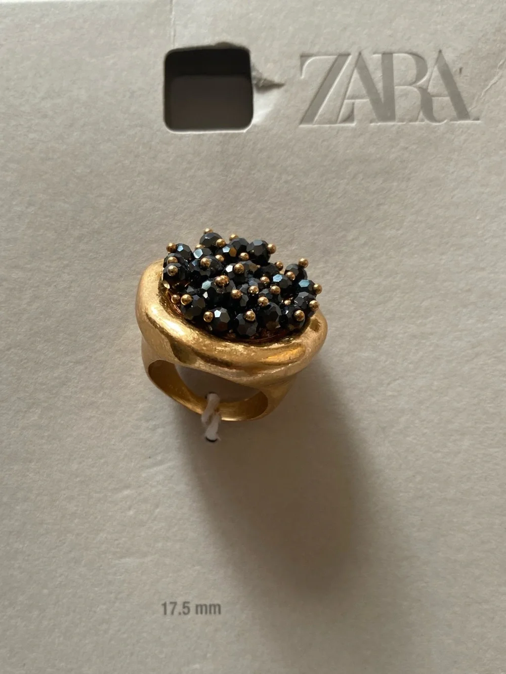 Zara Gold Ring with Black Crystal Cluster